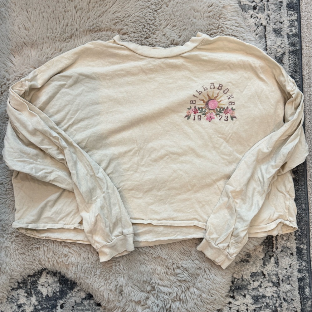 Billabong cream cropped long sleeve tee